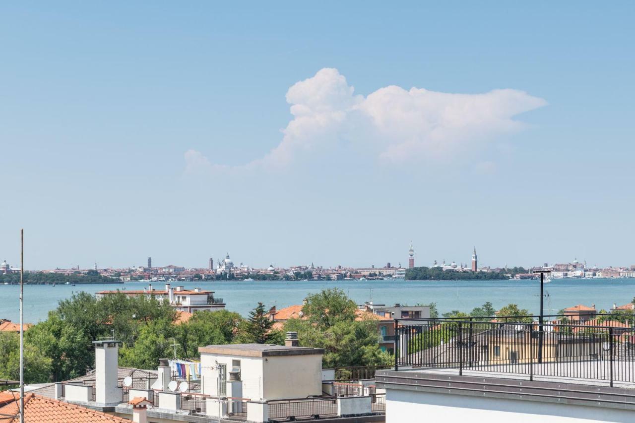 Sea Tower Torre Telemetrica Lido Di Venezia Hotell Exteriör bild