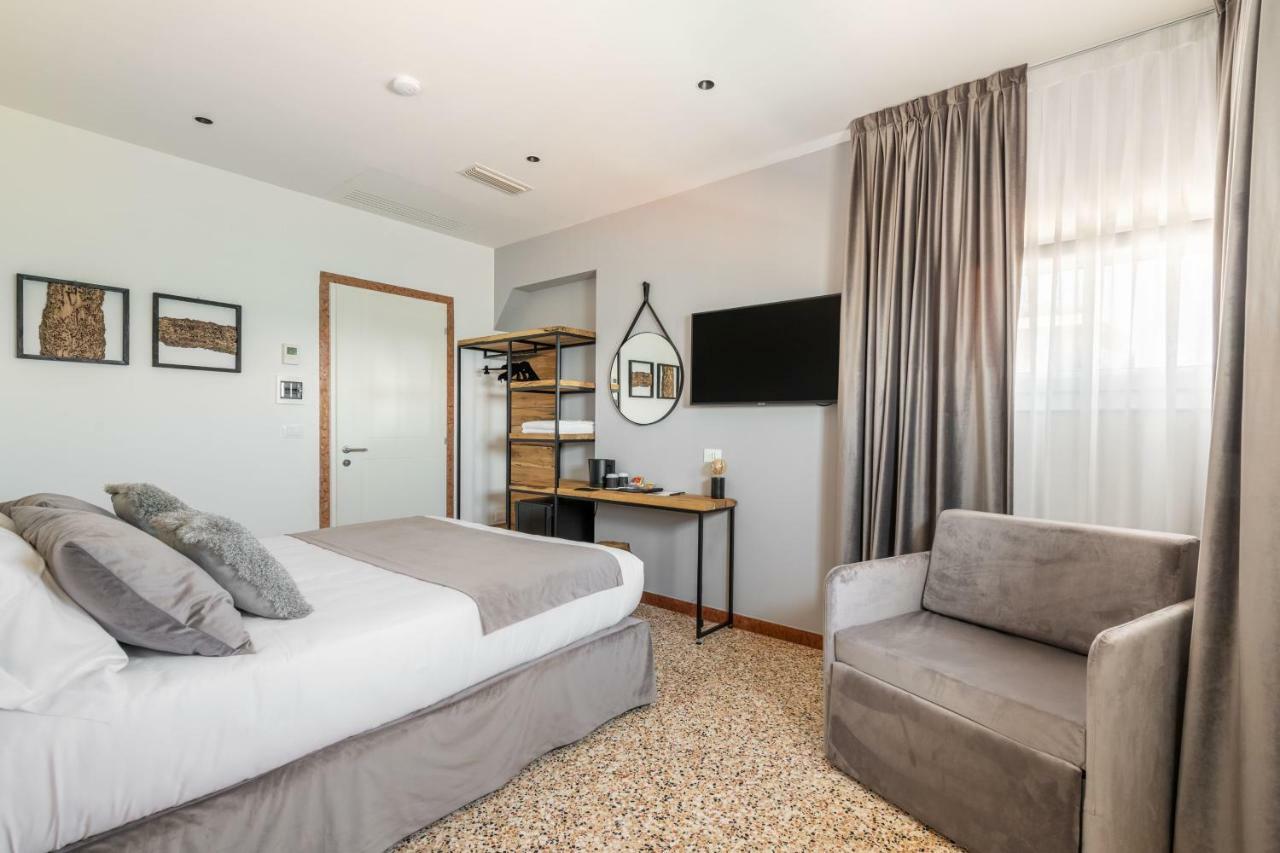 Sea Tower Torre Telemetrica Lido Di Venezia Hotell Exteriör bild